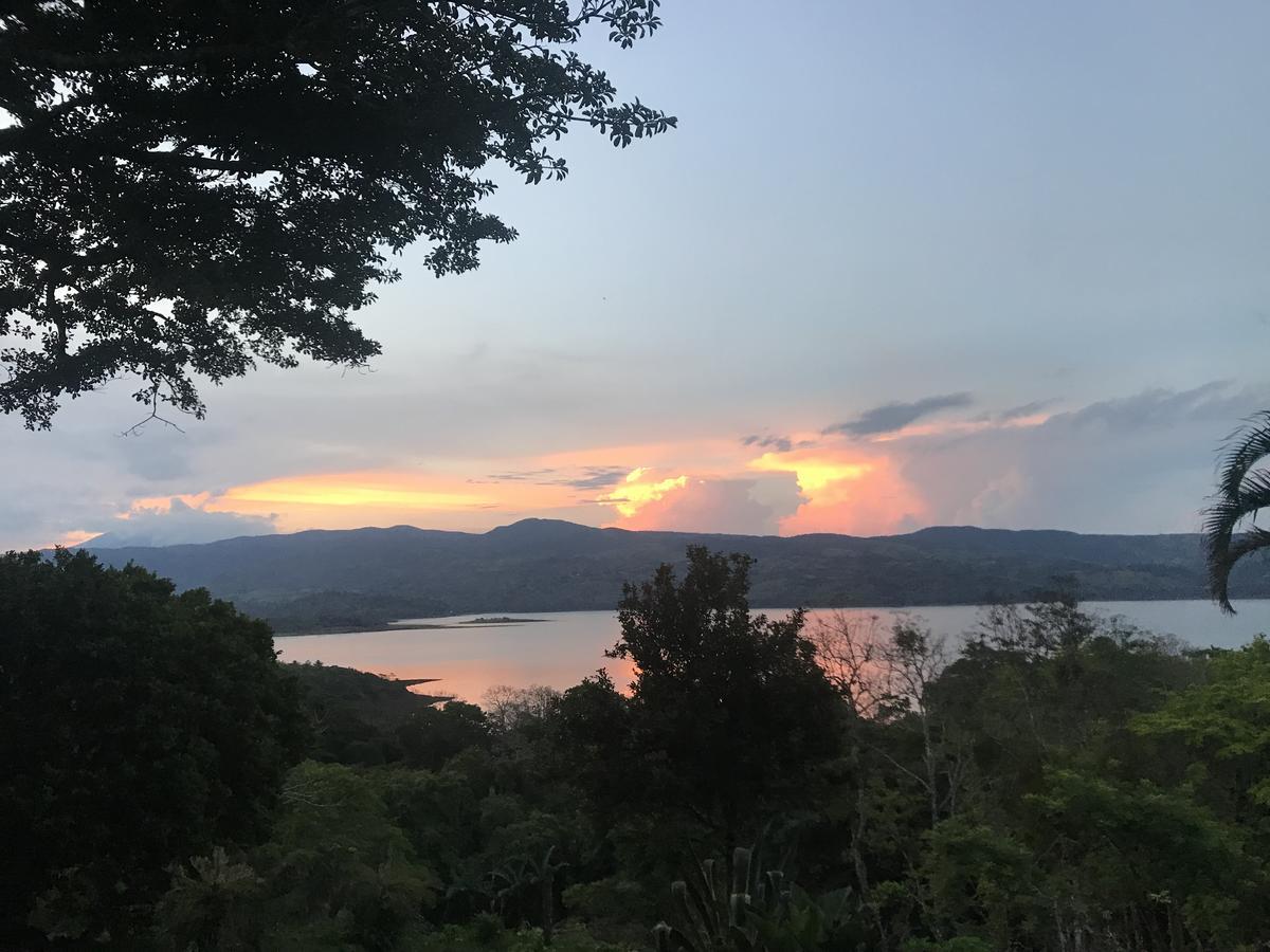Lake Arenal Hotel And Brewery Tronadora ภายนอก รูปภาพ